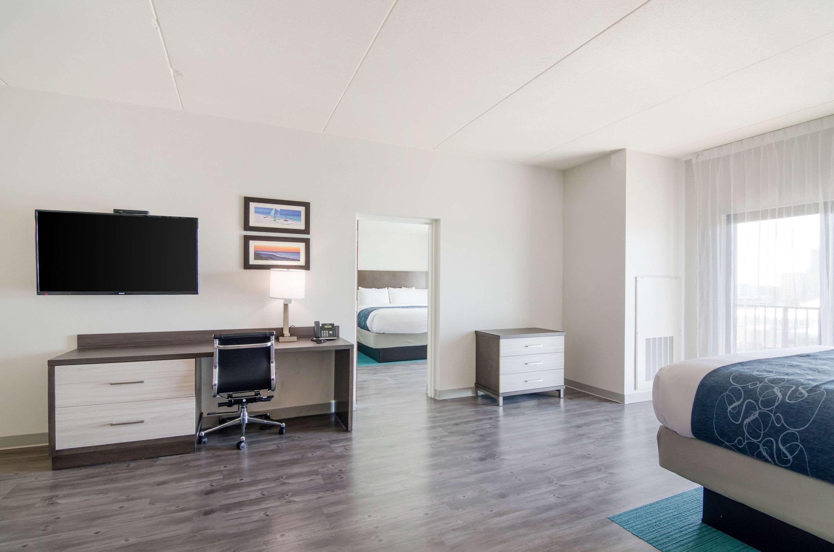 Comfort & East Near Gulf State Park Hotel 2*